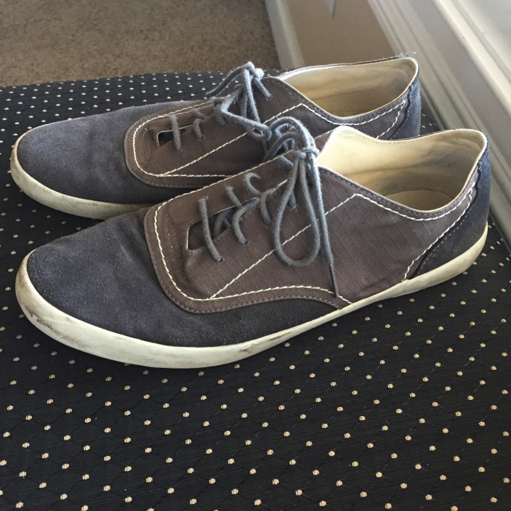 Tommy Bahama Size 12